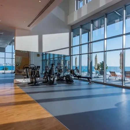 Lavish & Equipped Oceanfront 2 Bedroom Facing Ain Dubai Exterior photo