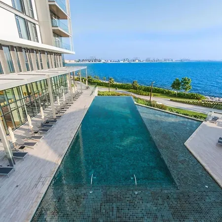 Lavish & Equipped Oceanfront 2 Bedroom Facing Ain Dubai Exterior photo