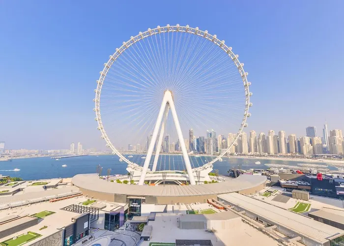Lavish & Equipped Oceanfront 2 Bedroom Facing Ain Dubai