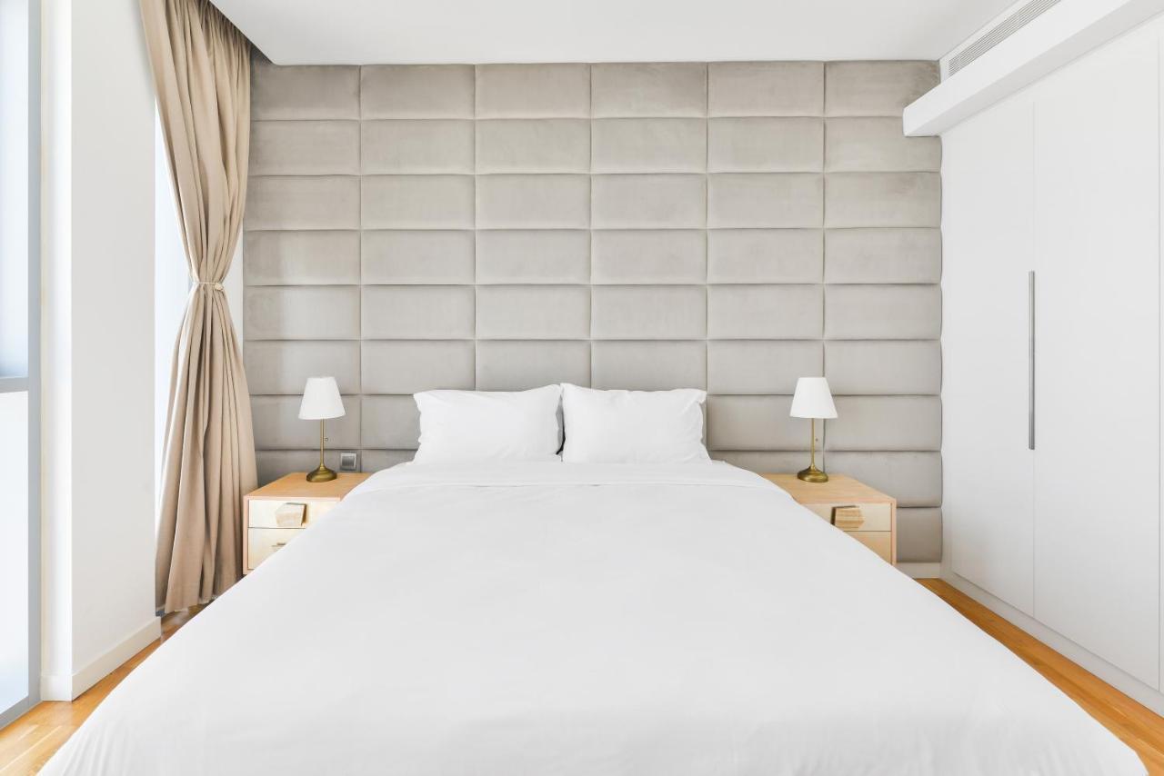 Lavish & Equipped Oceanfront 2 Bedroom Facing Ain * Dubaï