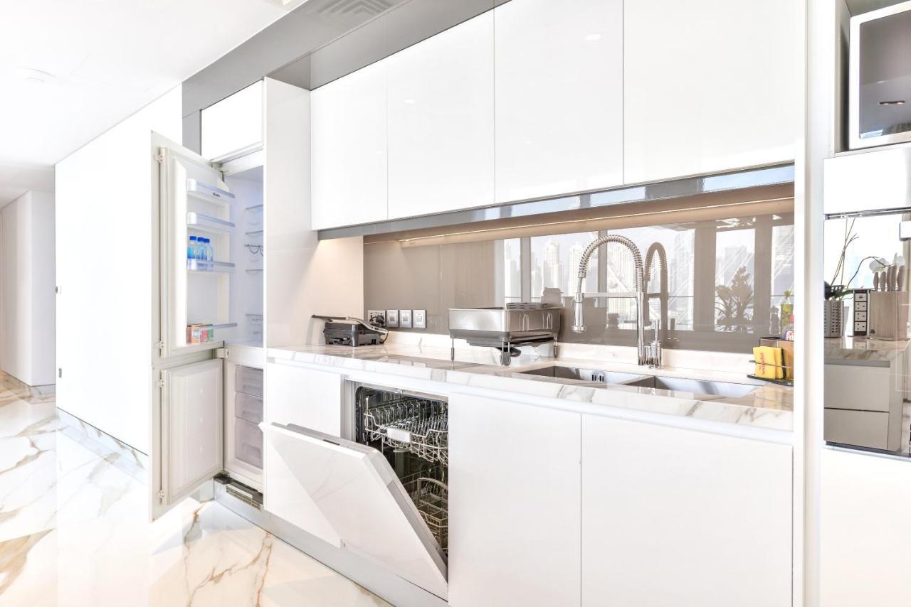 Lavish & Equipped Oceanfront 2 Bedroom Facing Ain Apartment Dubai